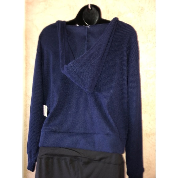 NWT Vine & Valley Zip Up Ribbed Sweatshirt W/socks Small - Picture 4 of 5